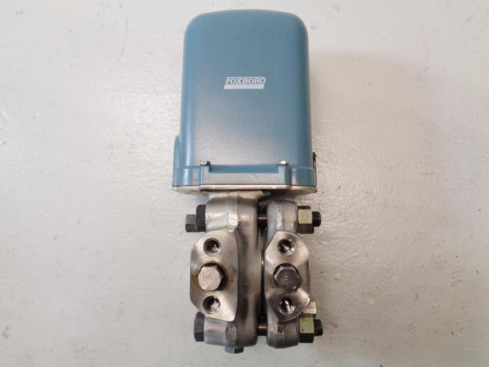 Foxboro 0 - 250 IN H2O d/p Cell Differential Pressure Transmitter 13A5-MC0